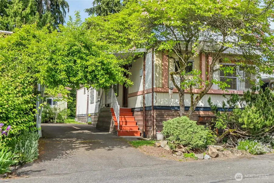7301 NE 175th Street #303, Kenmore, WA 98028 - #3