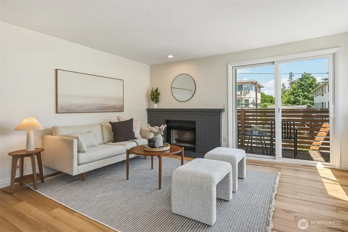 6513 24th Avenue Nw, Seattle, WA 98117 - #1