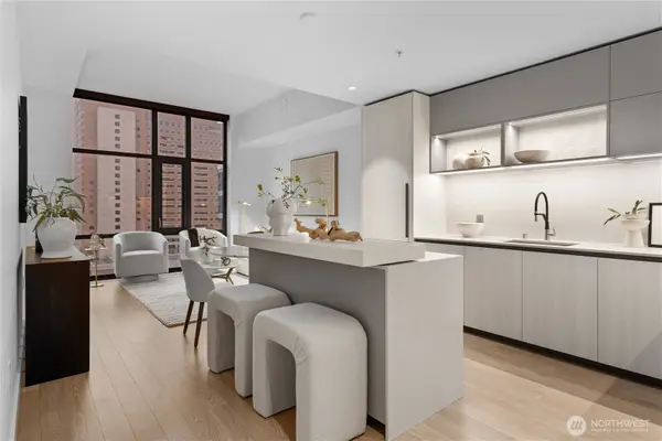 889 Avenue Square Ne #807, Bellevue, WA 98004
