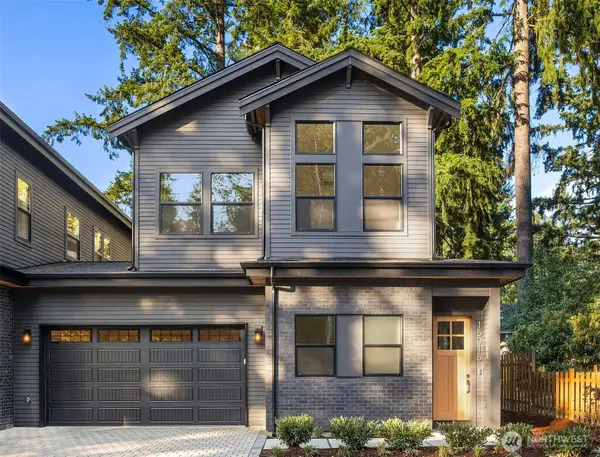 15016 SE 22nd Street, Bellevue, WA 98007