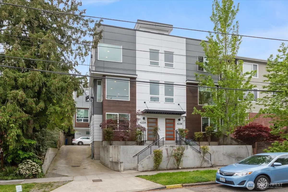 4221 Evanston Avenue N #A, Seattle, WA 98103 - #1