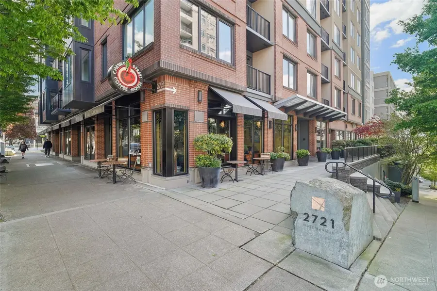 2721 1st Avenue #906, Seattle, WA 98121 - #3