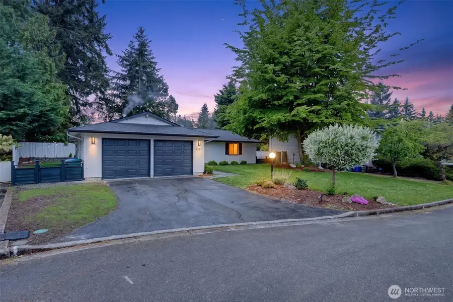 2227 167th Place Ne, Bellevue, WA 98008 - #2