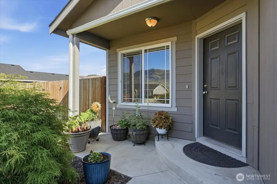 117 Island Loop Road, Rock Island, WA 98850 - #2