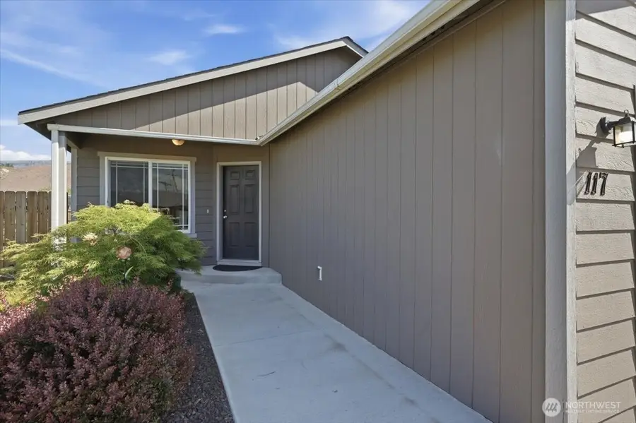 117 Island Loop Road, Rock Island, WA 98850 - #3