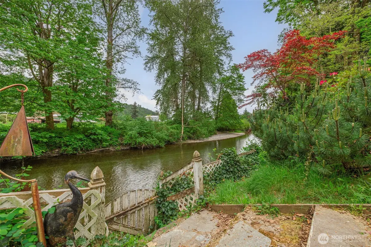 303 E 11th Street, Snohomish, WA 98290 - #1