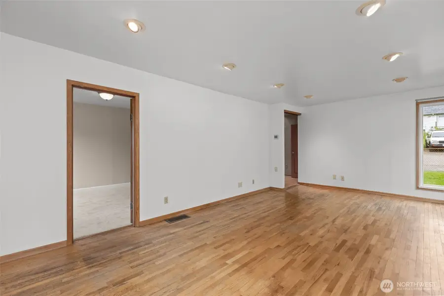 7123 32nd Avenue Sw, Seattle, WA 98126 - #2
