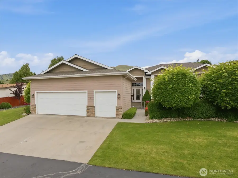 1845 Maple Street #22, Wenatchee, WA 98801 - #3