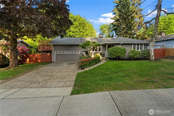 4918 119th Avenue Se, Bellevue, WA 98006