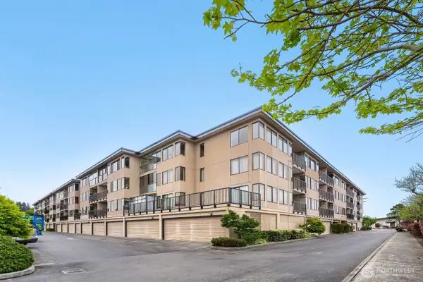 601 S 227th Street #208N, Des Moines, WA 98198