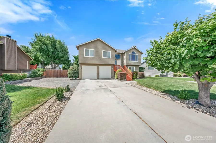 2427 Bellanca Ct, East Wenatchee, WA 98802 - #2