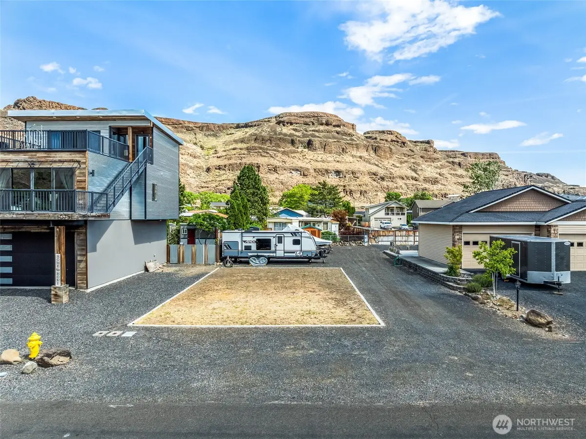 685 River Drive Sw, Quincy, WA 98848 - #1