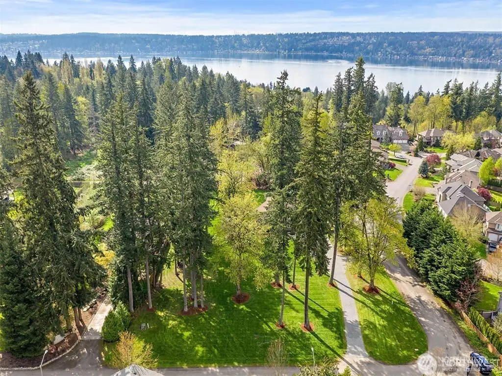 409 209th Avenue Se, Sammamish, WA 98074 - #1