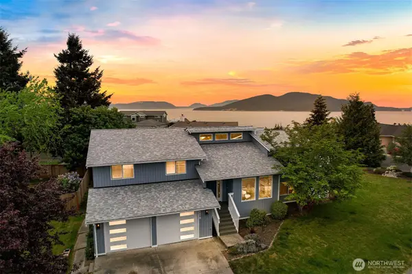 4410 San Juan Avenue, Anacortes, WA 98221