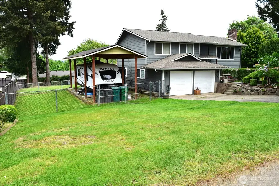 8611 Vistarama Avenue, Everett, WA 98208 - #3