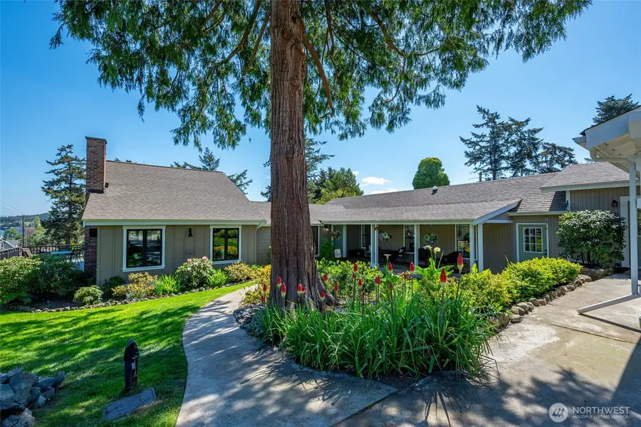 305 NW Coveland Street, Coupeville, WA 98239 - #3