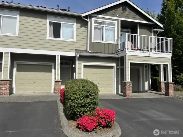 746 241st Lane Se #K6, Sammamish, WA 98074