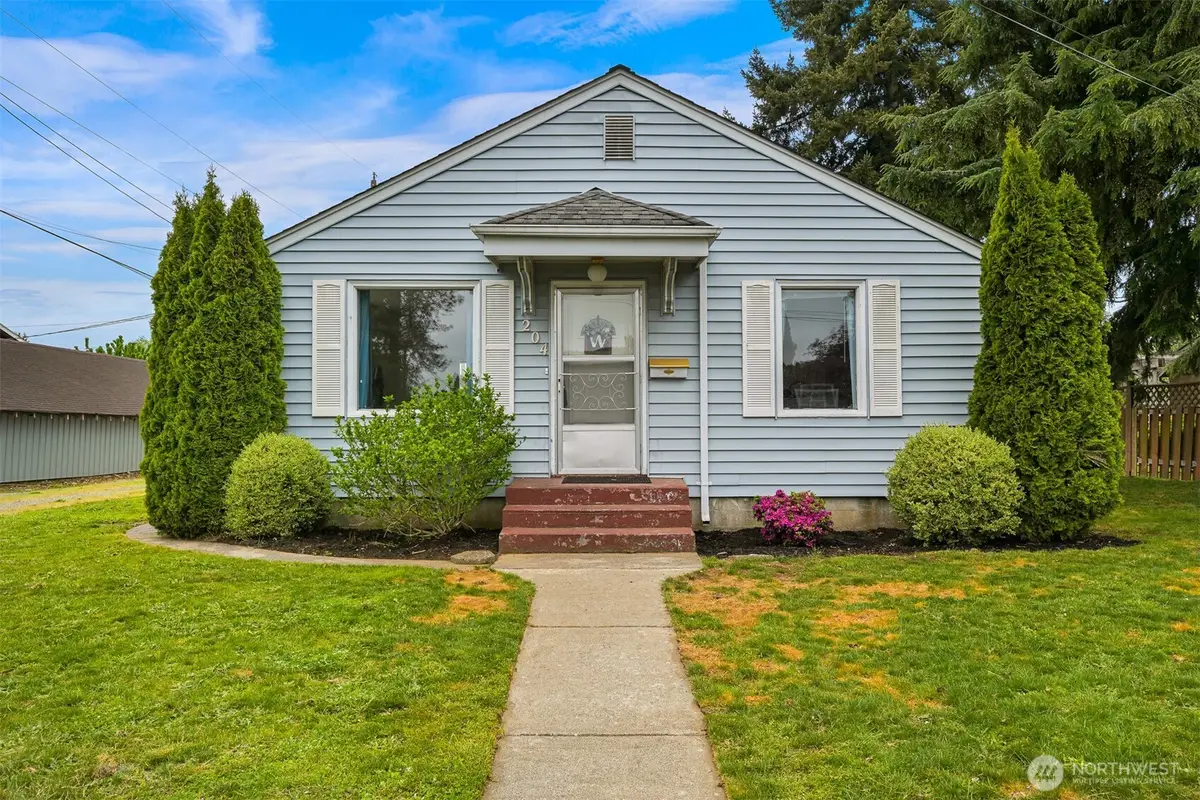 204 S 16th Street, Lynden, WA 98264 - #1