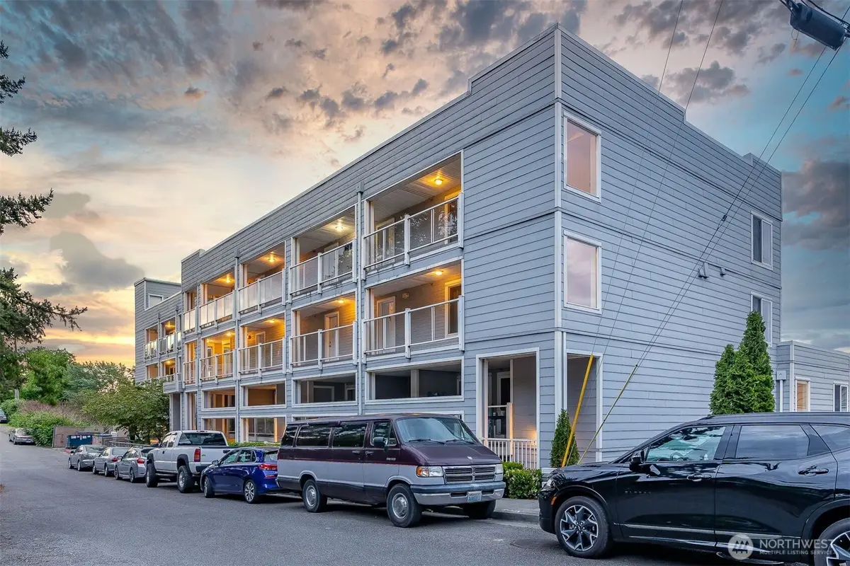 3318 30th Avenue Sw #B409, Seattle, WA 98126 - #1