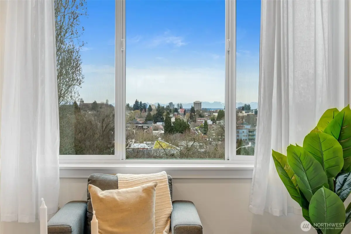 908 N 46th Street #F, Seattle, WA 98103 - #1