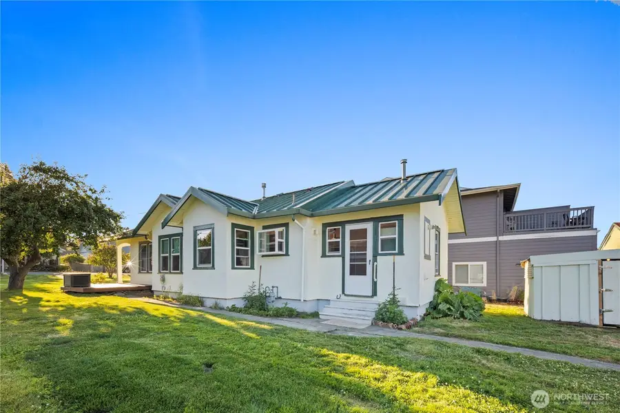 2023 K Avenue, Anacortes, WA 98221 - #2