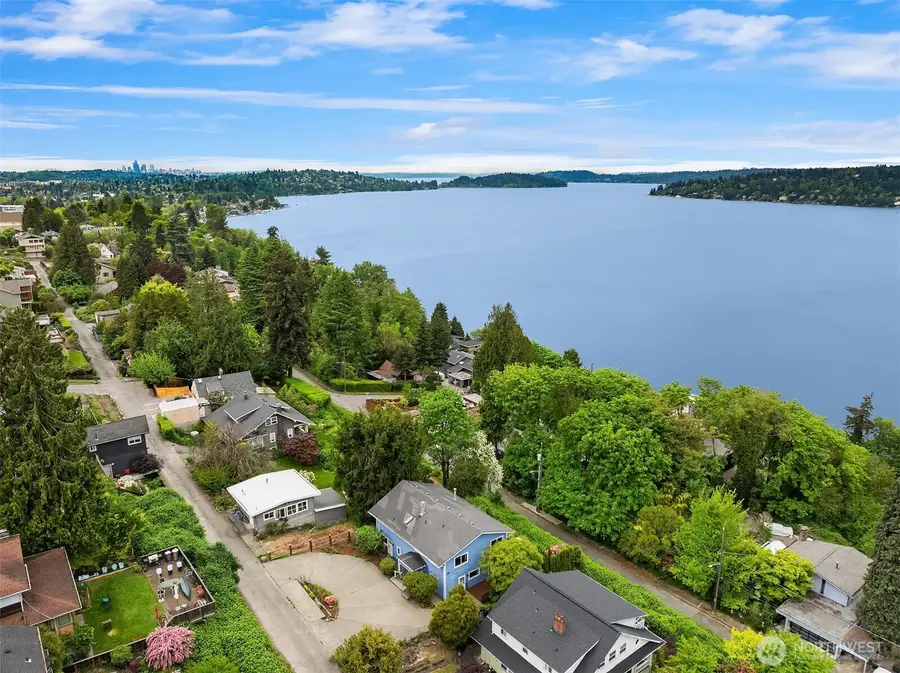 9823 Arrowsmith Avenue S, Seattle, WA 98118 - #2