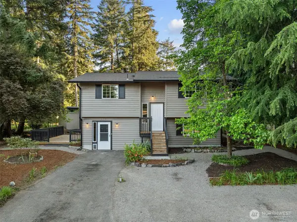 136 Rainier Acres Road Se, Rainier, WA 98576