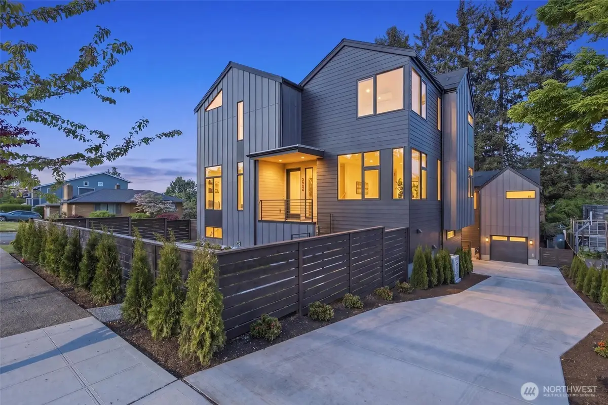 3904 42nd Avenue S, Seattle, WA 98118 - #1