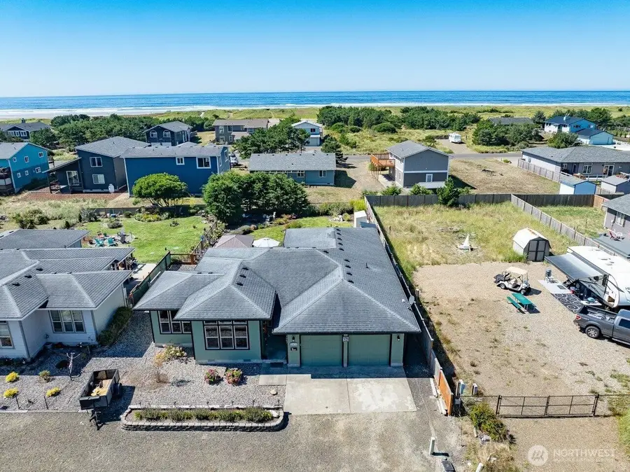 33007 G Place, Ocean Park, WA 98640 - #2