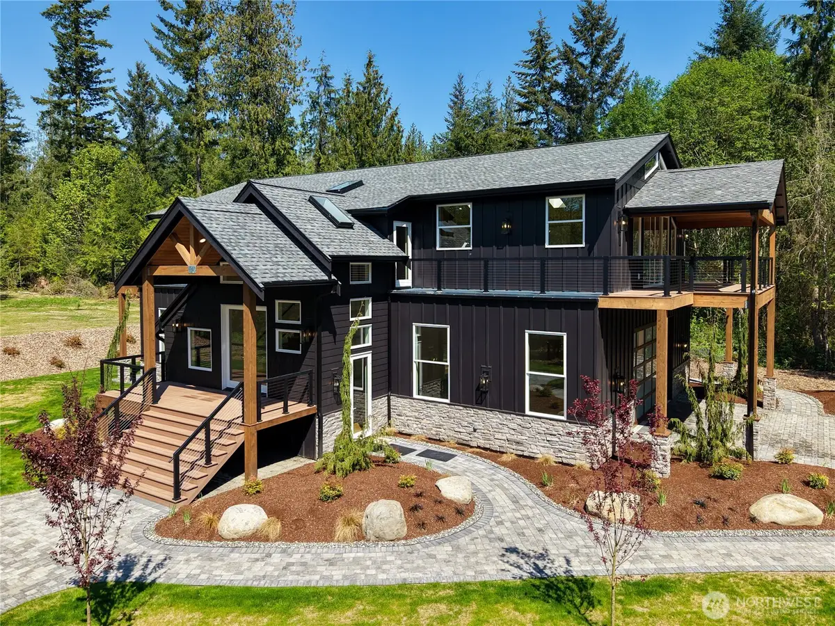 23420 253rd Avenue Se, Hobart, WA 98092 - #1