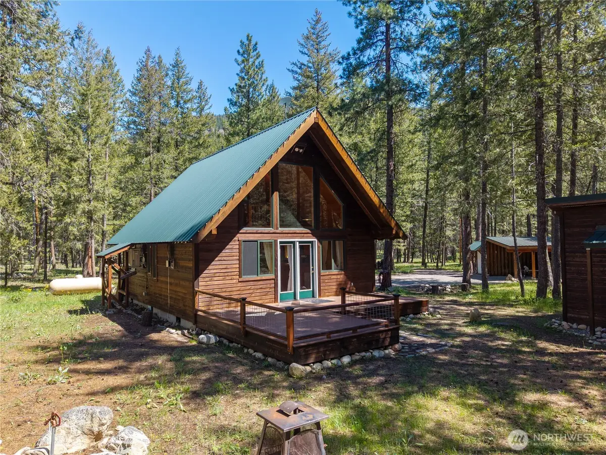 651 Lost River Rd, Mazama, WA 98833 - #1