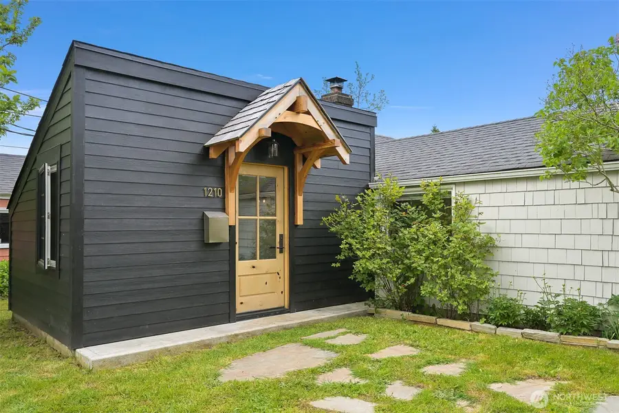 1210 Logan Street, Bellingham, WA 98225 - #2