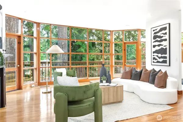 7020 137th Avenue Ne, Redmond, WA 98052