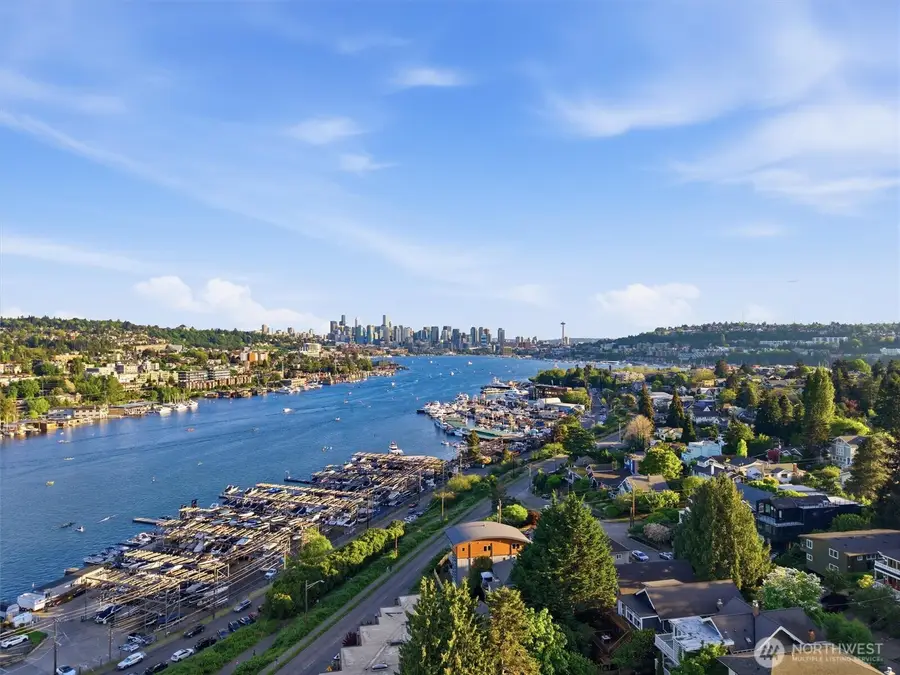 2506 N 38th Street, Seattle, WA 98103 - #3