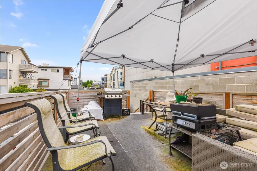 2810 Alki Avenue Sw, Seattle, WA 98116 - #3