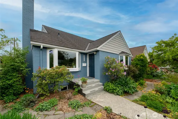 4921 24th Avenue S, Seattle, WA 98108