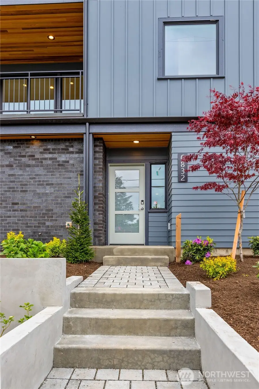 6832 47th Avenue Ne, Seattle, WA 98115 - #2