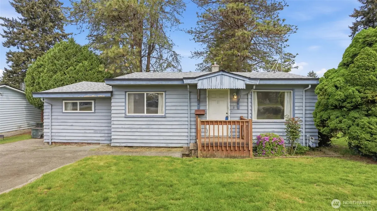 1107 E Chicago Street, Kent, WA 98030 - #1