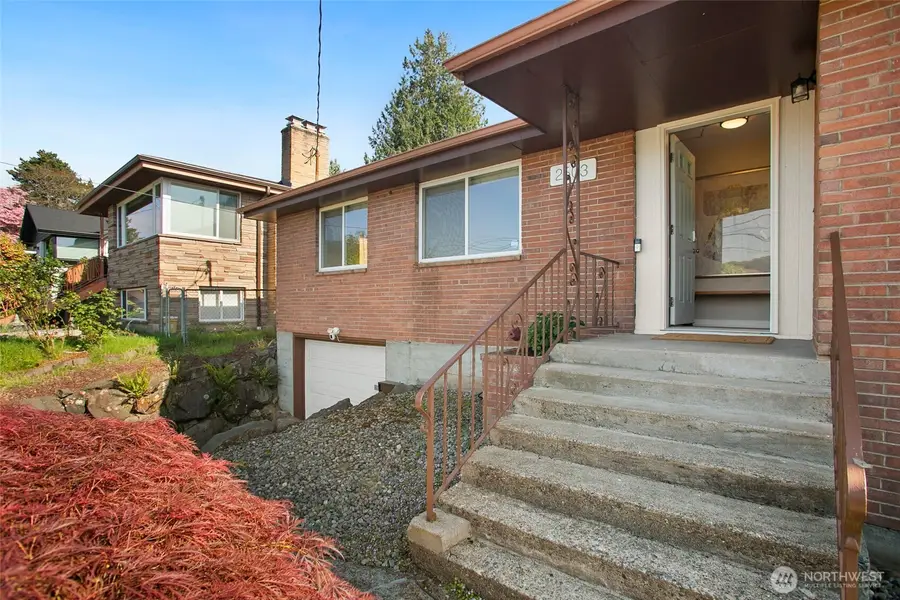 2503 S Edmunds Street, Seattle, WA 98108 - #2