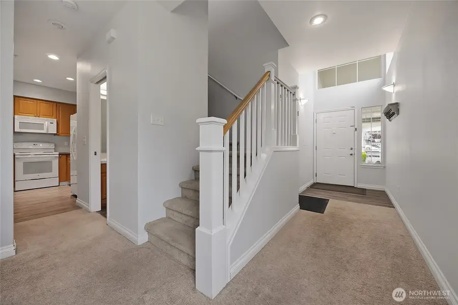 13000 Admiralty Way #J101, Everett, WA 98204 - #2