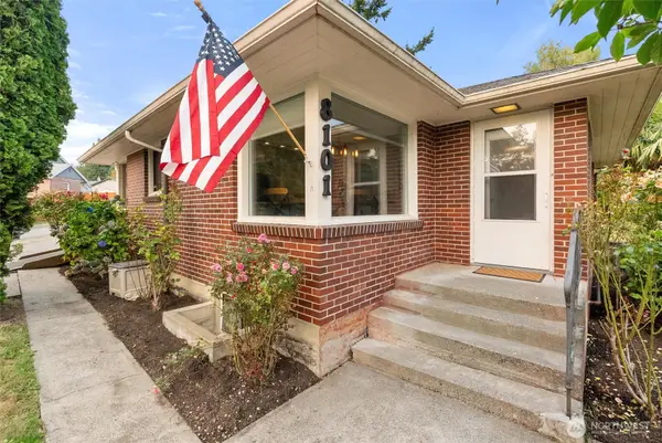 8101 274th Street Nw, Stanwood, WA 98292