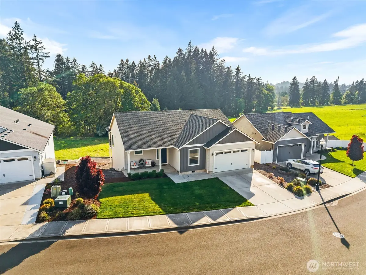 826 W Golden Eagle Avenue, La Center, WA 98629 - #1