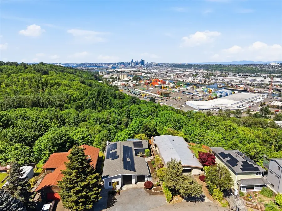 622 SW Othello Street, Seattle, WA 98106 - #2