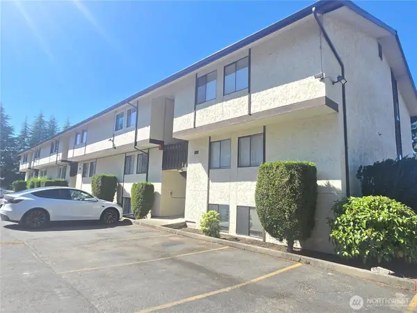 3515 S 160th Street #B-5, SeaTac, WA 98188