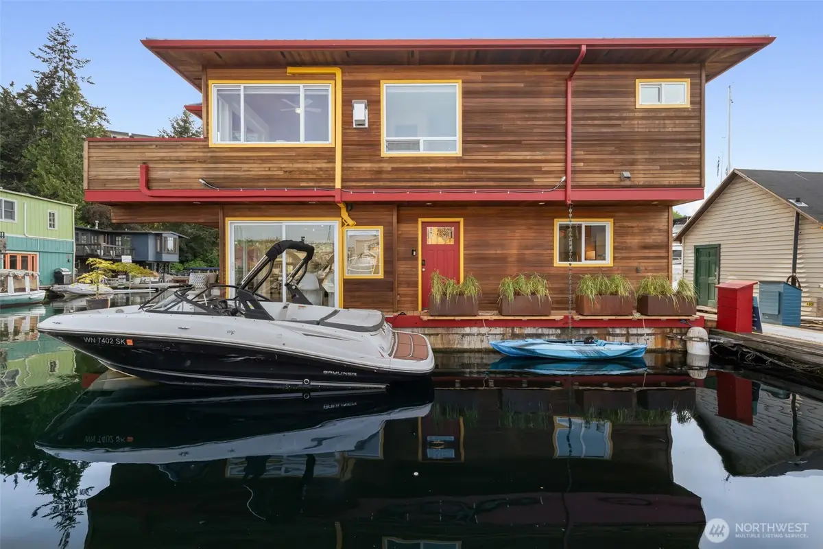 2466 Westlake Avenue N #11, Seattle, WA 98109 - #1