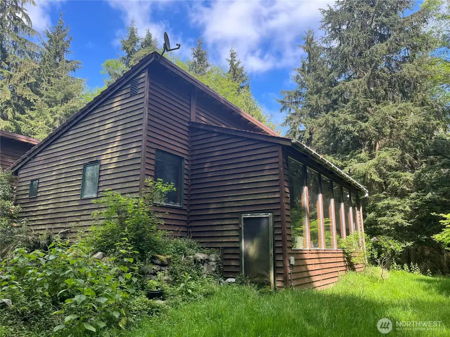 4291 Junco Road, Greenbank, WA 98253 - #2
