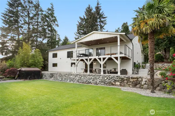 11016 46th Street E, Edgewood, WA 98372
