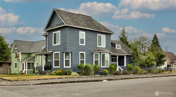 802 Eklund Avenue, Hoquiam, WA 98550