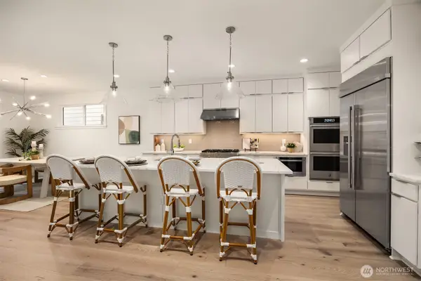 14826 NE 2nd Court, Bellevue, WA 98007