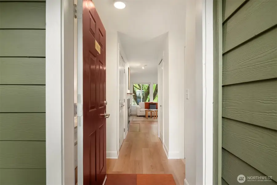 300 N 130th Street #8-202, Seattle, WA 98133 - #3